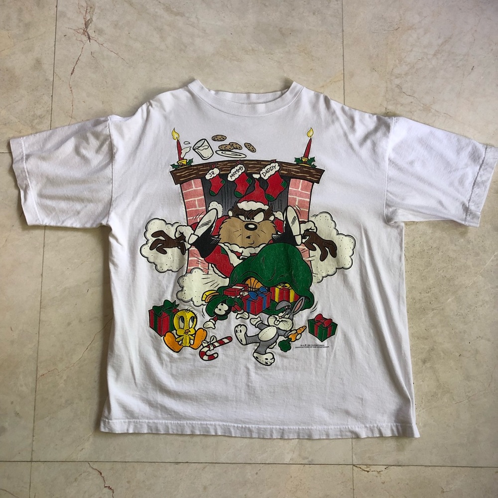 Vintage Looney Tunes Christmas Tee